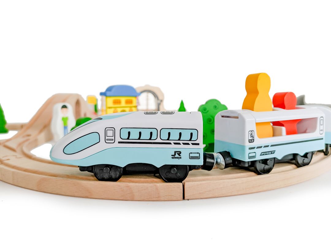 Drewniana kolejka pociąg na baterie 69el Ecotoys
