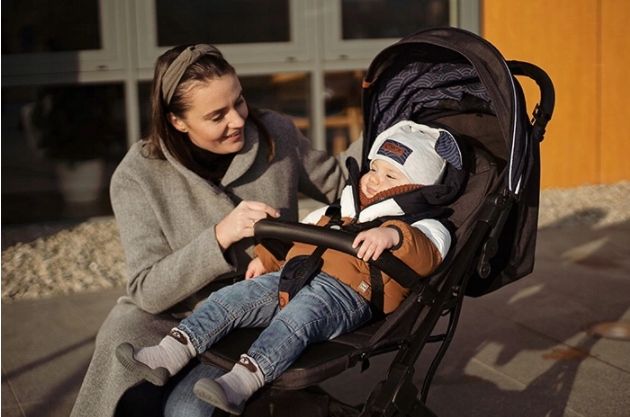 Wózek Spacerowy Spacerówka Walizka Momi Estelle