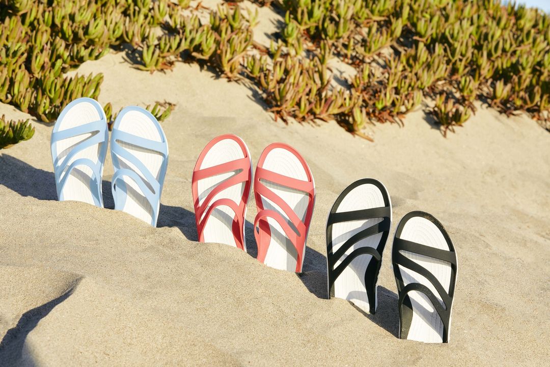 Women's swiftwater sandal crocs hot sale
