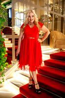 Tiulowa wizytowa sukienka w kolorze czerwonym Q-10 Rozmiar - XL, Kolor - Czerwony